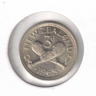 1965 New Zealand Brilliant Uncirculated Three Pence QEII & Crossed Patu Coin!
