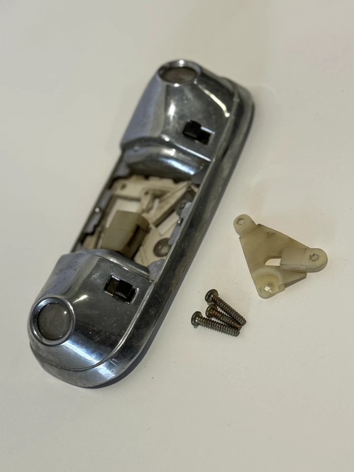 1992-1997 Ford F150 F250 F350 OVERHEAD DOME LIGHT ROOF WITHOUT LENS OEM - Image 3 of 4