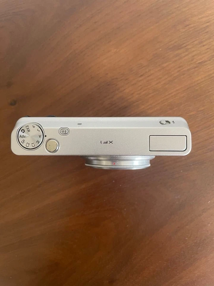 Appareil photo numérique Fujifilm XF1 noir d'occasion - Photo 4/4