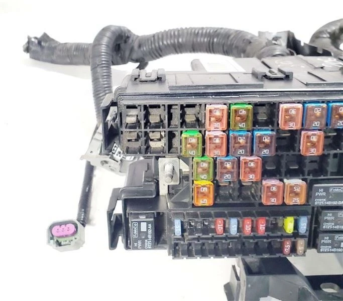 Caja de fusibles 2,0 L lámparas halógenas OEM 2012 2013 2014 Ford Edge Foto 2 de 4