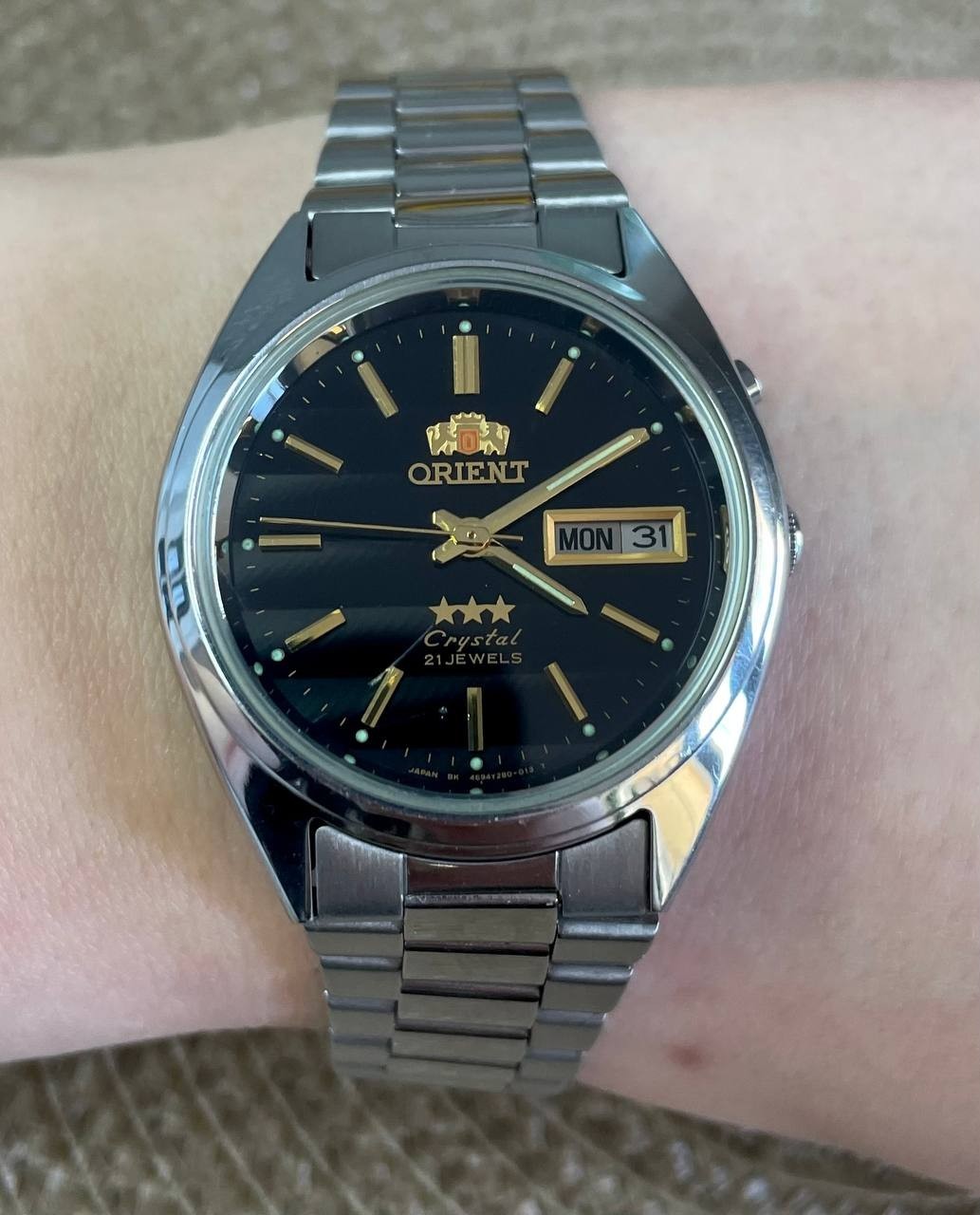 Automatic 3-Star Men's Watch Orient Crystal,Day/Date Vintage - vintagewatches.pk