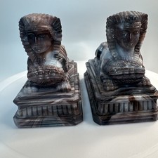 Sphinx Slag Glass Compagnie des Cristalleries...