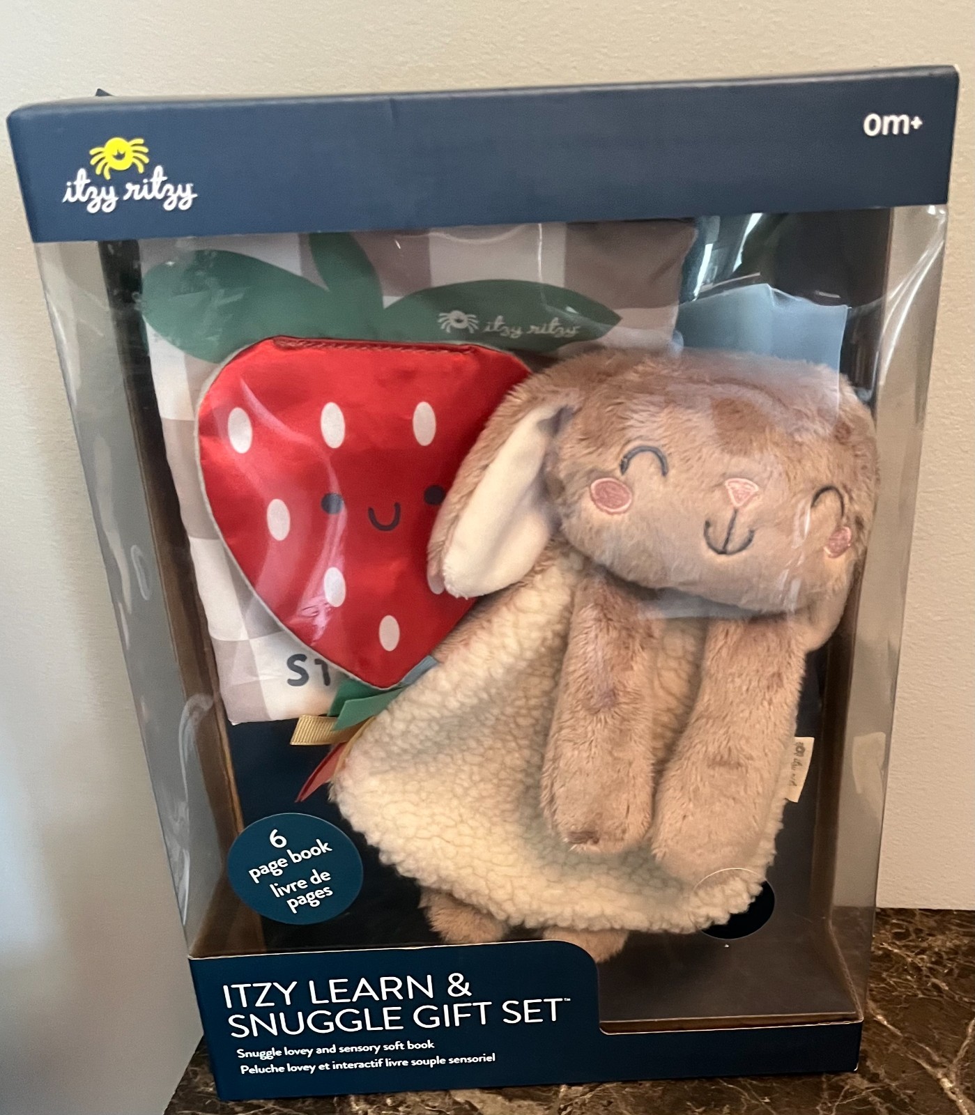 ITZY Learn and Snuggle 6-Page Book Gift Set New