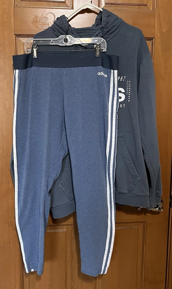 Adidas Women’s 2pc Hoodie And Leggings Set, XL - Image 2 of 3