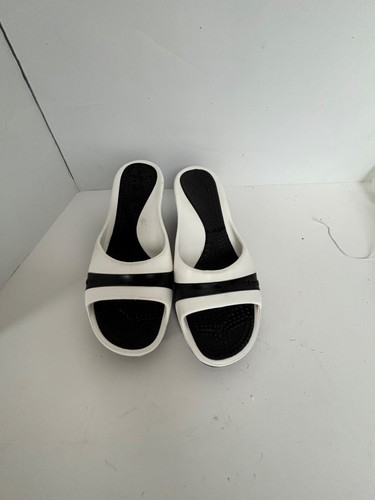 Crocs Women's Sassari Sandal Wedge Heel Slide Flip Flop Black White Size 9 - 第 5/8 張圖片