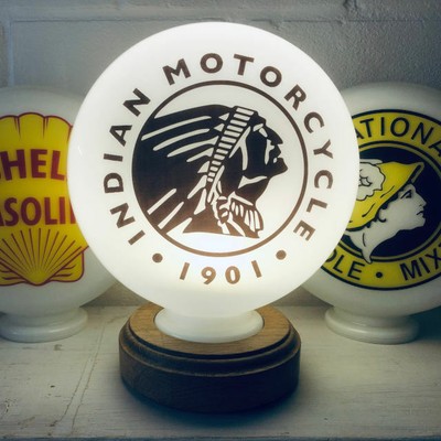 Indisches Motorrad Mini Gaspumpe Globus Massiveiche Holz Basis LED Schreibtischlampe UK EU USA