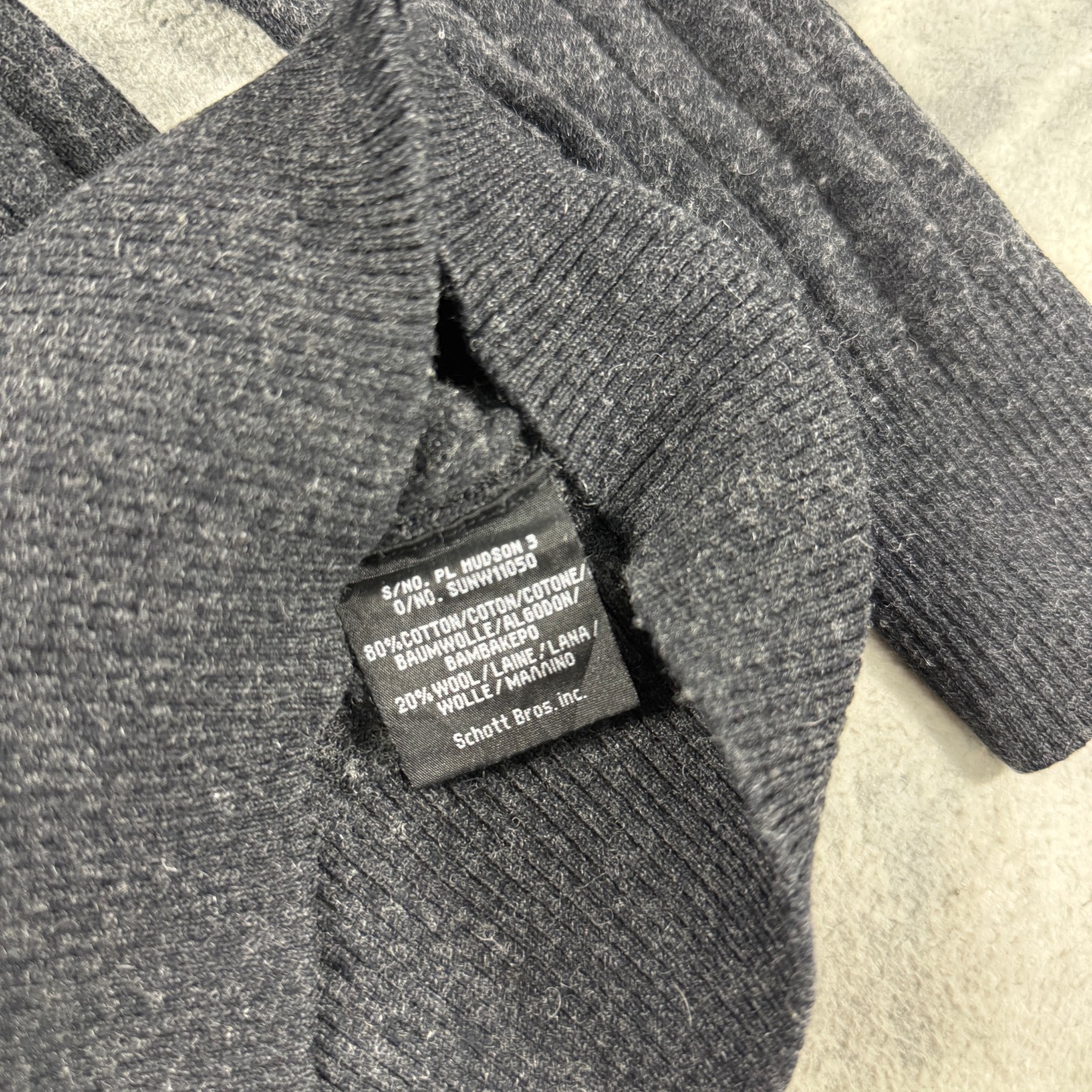 Vintage Schott NYC 2000's Y2K Grey 1/4 Zip Half Zip Medium Knitted Jumper image 2