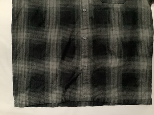 Caltop Shirt Mens Size Large Black Gray Plaid Short Sleeve Button Up Made in USA - Picture 3 of 8