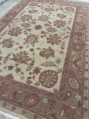Couristan Renaissance Series Vine&Leaf Parchment 5'6x8'6 100% Wool Handmade rug