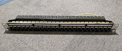 Cable Matters 24-Port Patch Panel [mit 24x CAT 6A Keystone Koppler]
