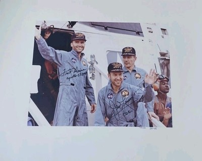 Jim Lovell -Fred Haise -NASA Apollo 13 signed 8x10 NASA limited edition 32 of 50