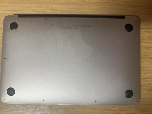 Apple MacBook Air 11” (2012) A1465 Intel Core I5 1.70GHz 4GB Ram 128 GB SSD - Picture 9 of 9