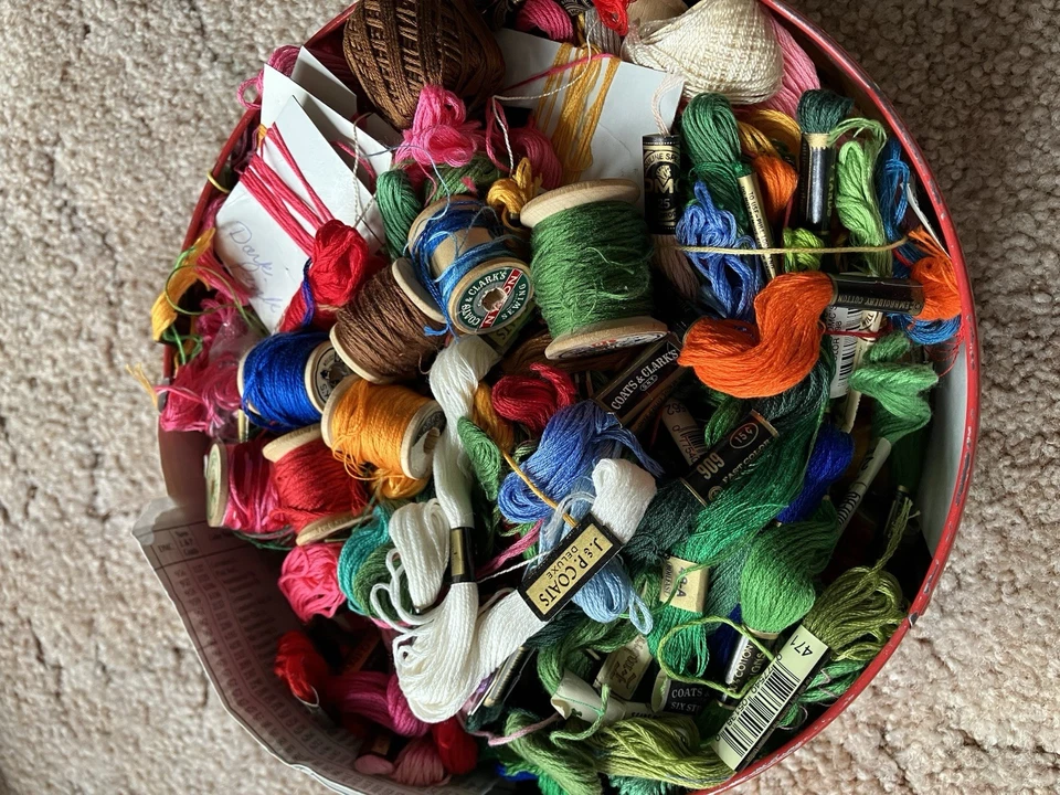 Vintage Lot Of 250 Plus Embroidery Floss Lot. Star,DES, Clarks,JP Coats & More - Image 4 of 4