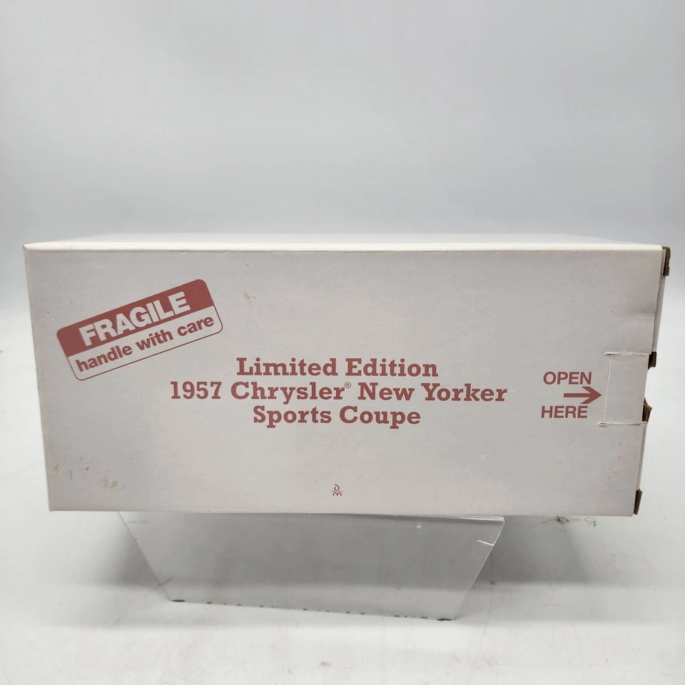 Chrysler New Yorker 1957 Danbury rosa como nuevo edición limitada cupé deportivo sin título Foto 2 de 4