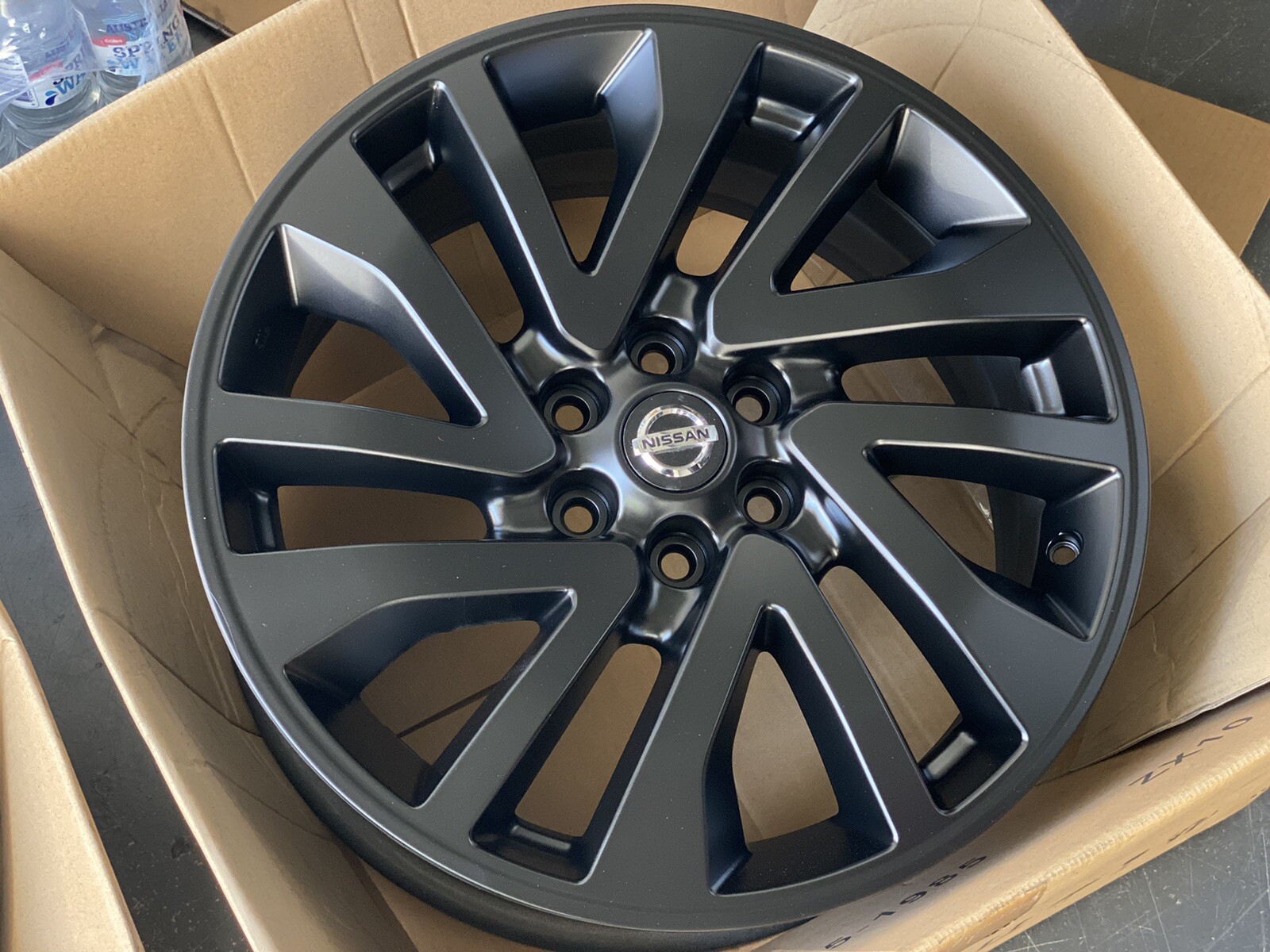 4X Genuine NISSAN NAVARA SATIN BLACK 2019 ST-X D23 R18