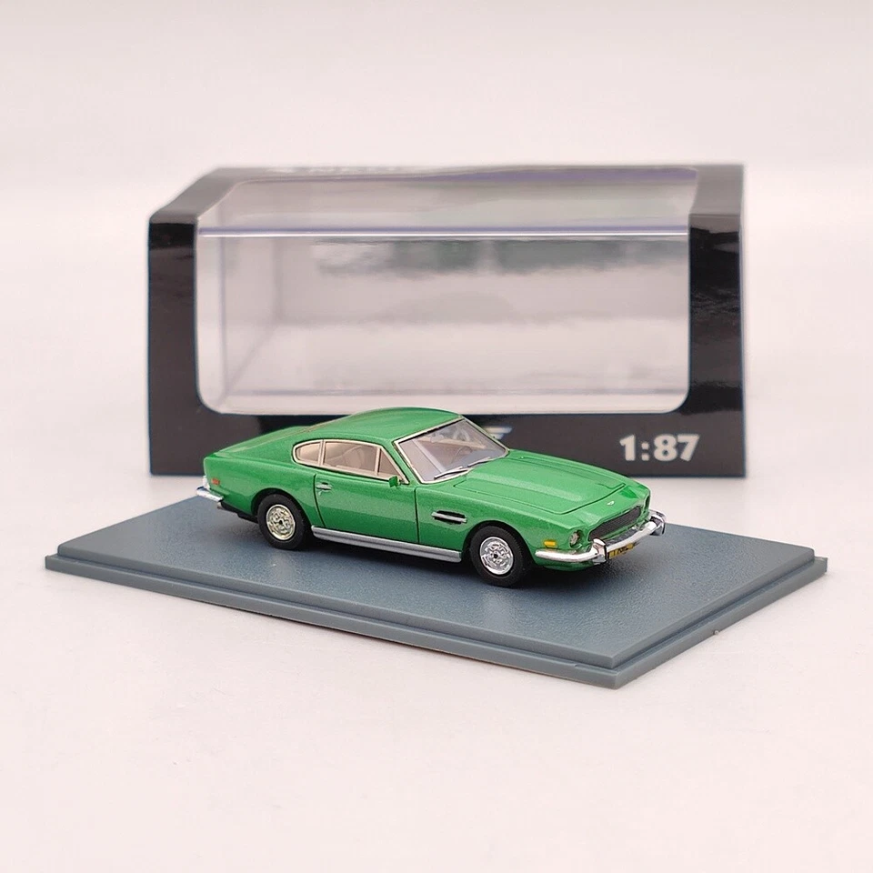 NEO SCALE MODELS 1/87 Aston Martin V8 Resin Car Limited Collection Green - Immagine 2 di 4