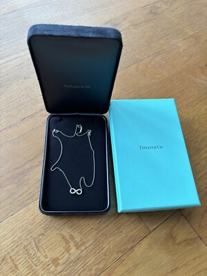 Tiffany Infinty Halskette in Weissgold . Infinity Anhänger mit Diam. Original 