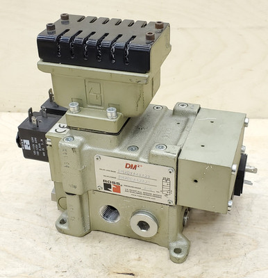 Ross Controls Valve DM2DDA42A21 w/ Base D1698C91 & 120VAC Solenoid Coils 
