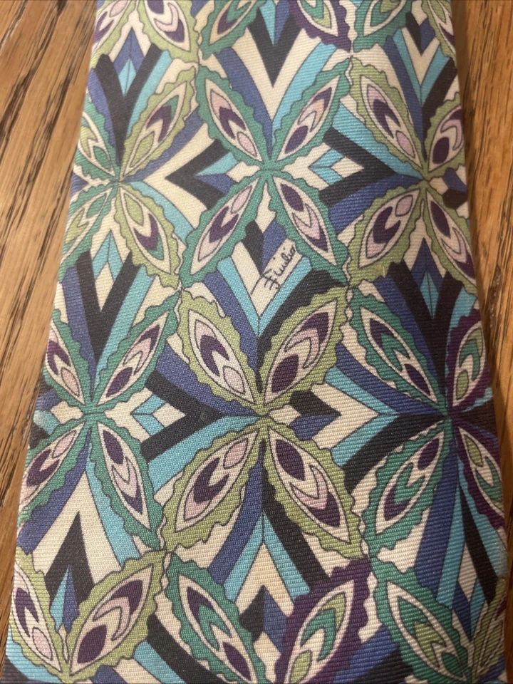 EUC Emilio Pucci 几何精细丝绸领带男式设计师领带意大利制造 — 第 4/4 张图片