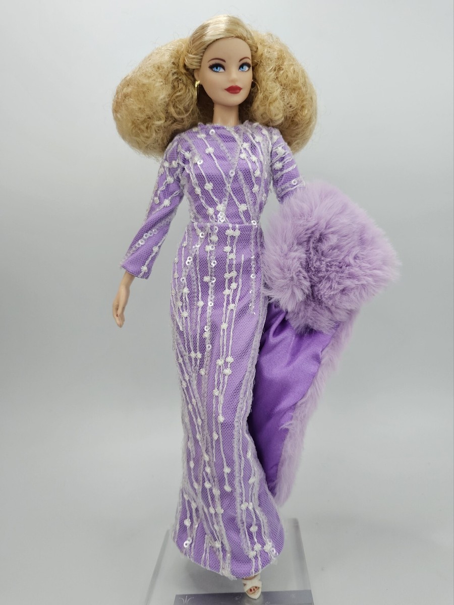 Poupée Barbie : Barbie Fashionista : Robe Violette - Jeux et jouets Mattel - Avenue des Jeux Poupée Barbie : Barbie Fashionista : Robe Violette - Jeux et jouets Mattel - Avenue des Jeux