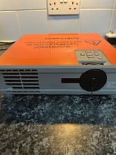 2000 Mitsubishi XL9U XGA 3LCD LUMENS Projector Projector