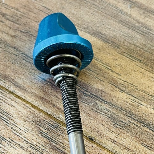Pincho trasero vintage años 90 Ringle Twister titanio azul turquesa anodizado - Imagen 7 de 9