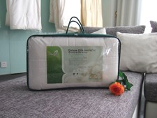 Machine Washable Silk Filled Comforter Duvet Queen Delx