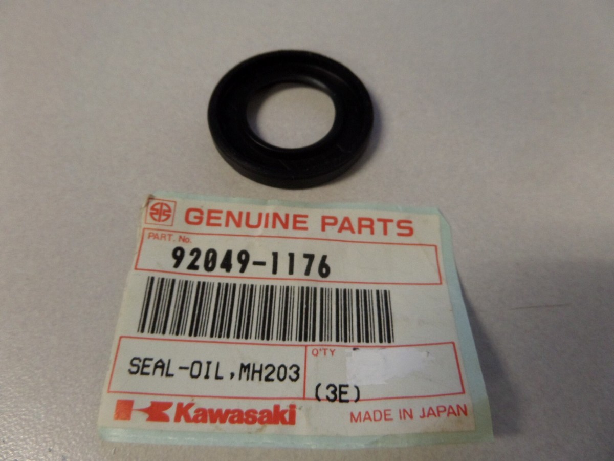 asa216ページ Amazon.com: REPLACEMENTKITS.COM Brand Bottom Crank Case Seal Fits