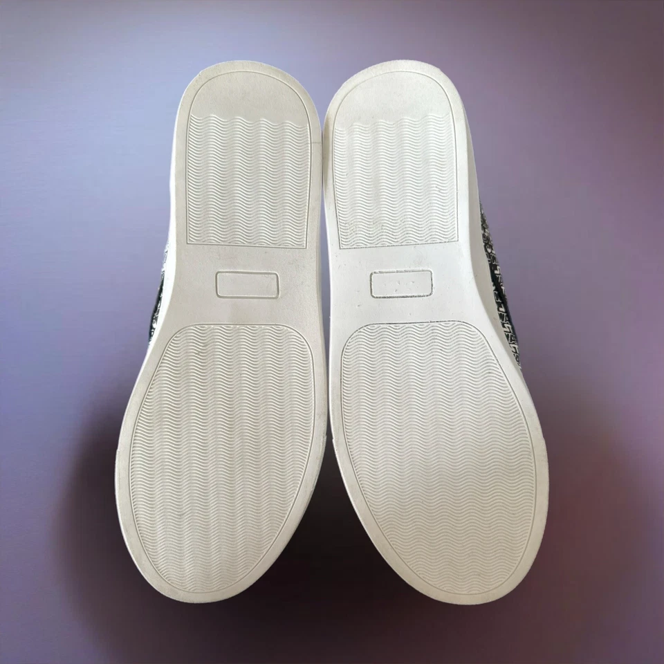 GAP Star Wars Kids молодежи размер 5 поскользнуться на кроссовки обувь черный белый Ex состоянии - Изображение 2 из 4