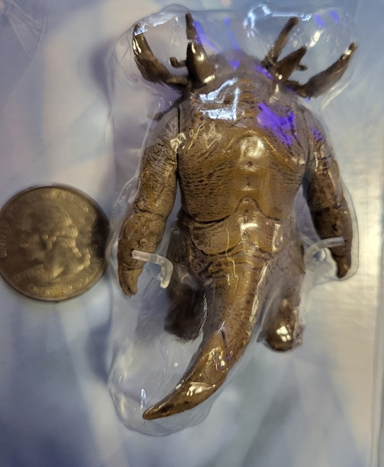 McFarlane DC Multiverse Baby Kaiju accessory from lex luthor deluxe ...