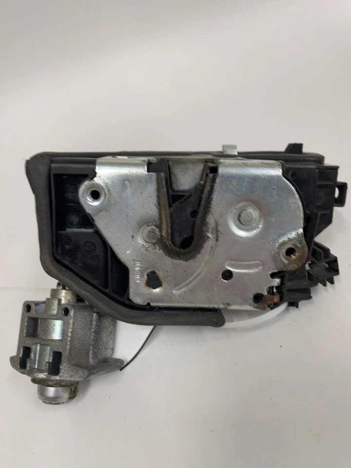 2011 Mini Cooper Countryman передняя дверь защелка LeftLh 168000 - Изображение 3 из 4