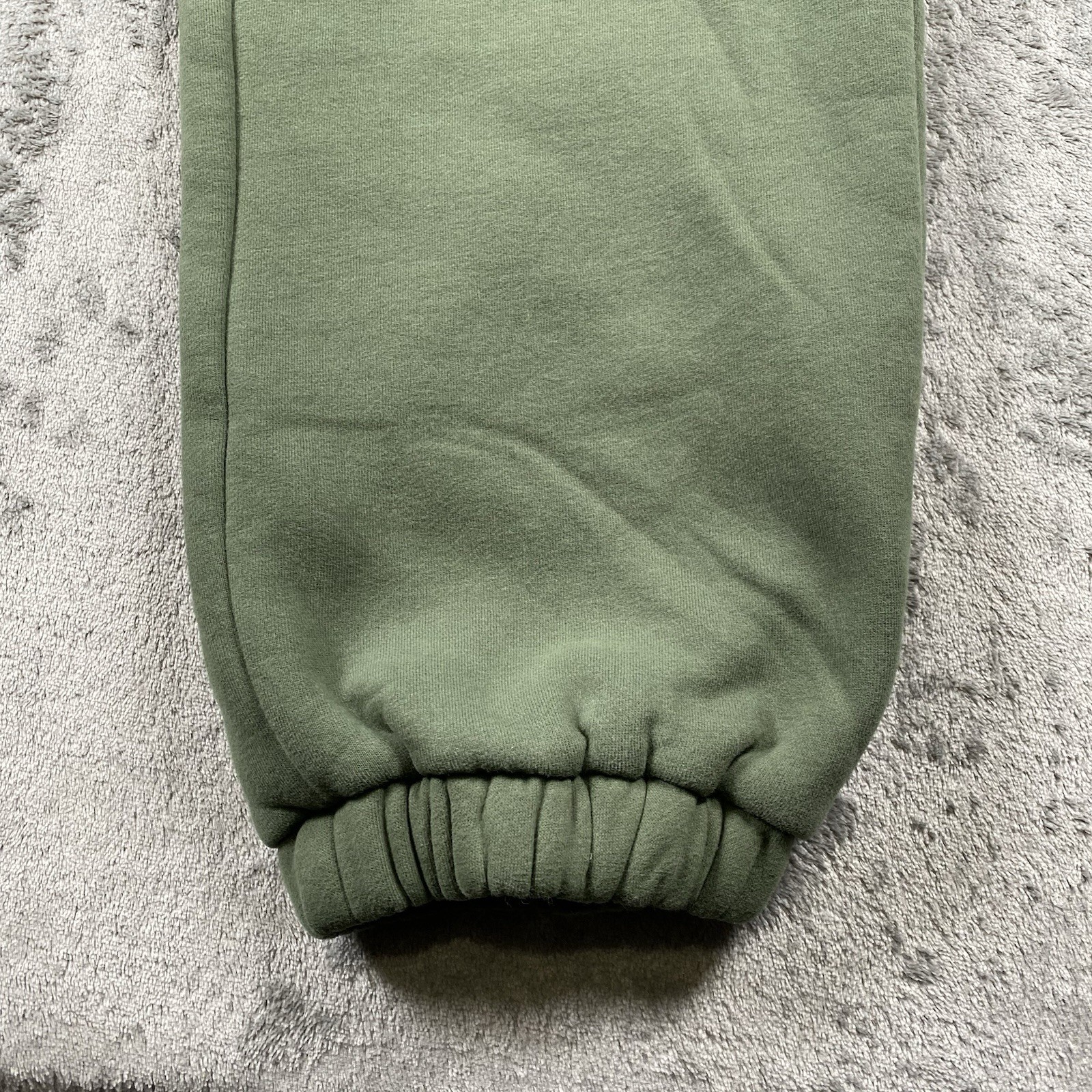 Comfrt Sweatpants Unisex Size L Forest Green Heavyweight Joggers Minimalist Logo