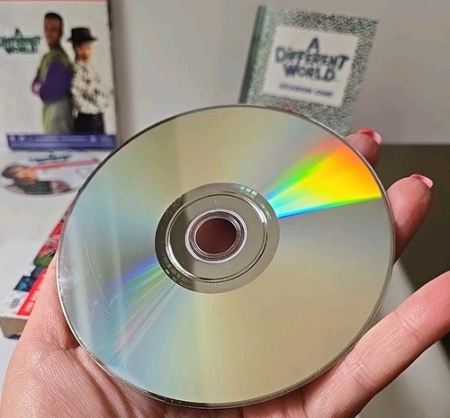 A Different World Season 1 DVD Box Set Lisa Bonet Kadeem Hardison Vintage OOP C1 - Picture 7 of 14