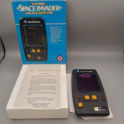 Vintage 1980 Entex Space Invader Handheld Electronic Arcade Game Tested Read