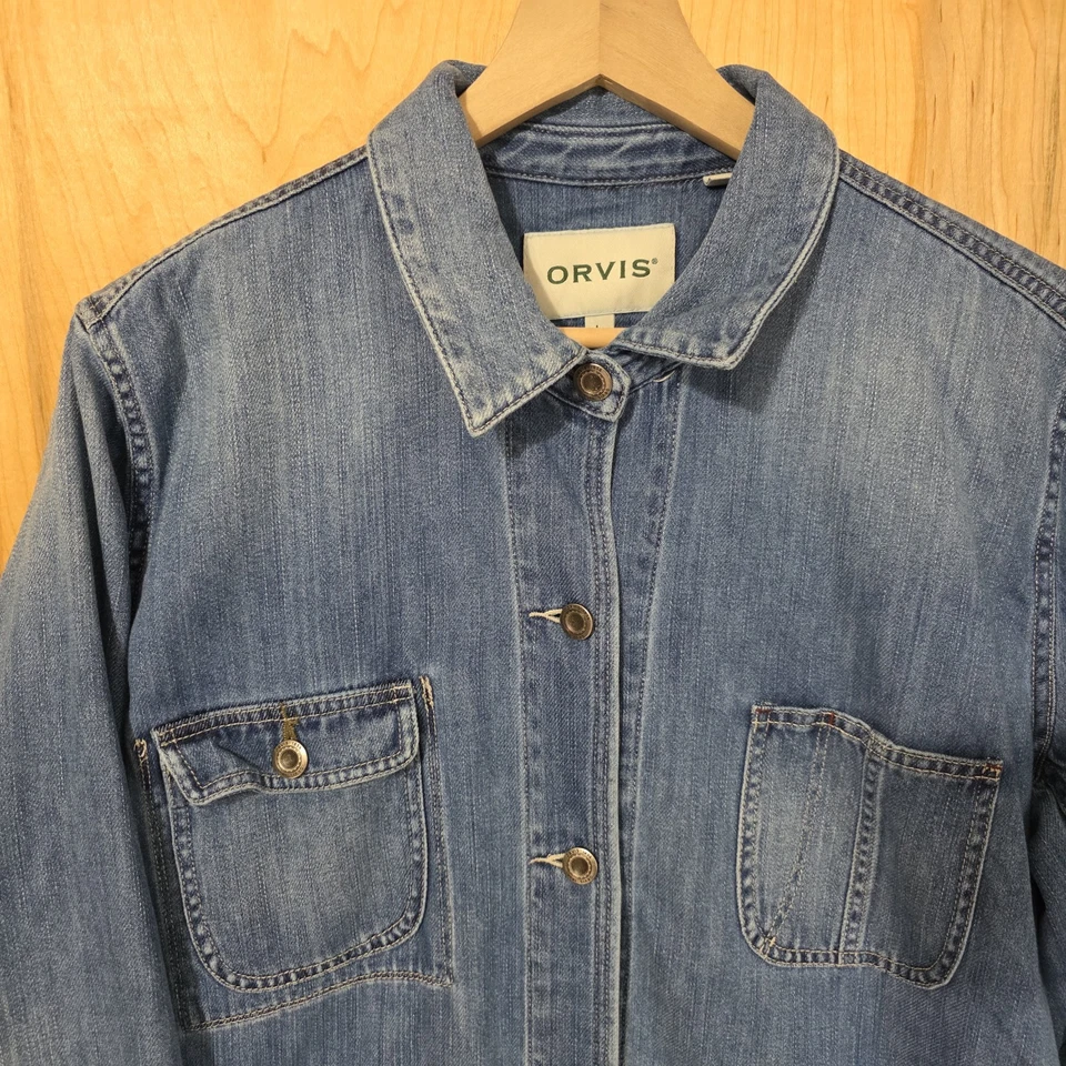 Chaqueta de mezclilla Orvis para mujer talla grande de longitud media lavado medio denim suave Foto 2 de 4