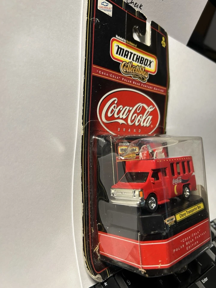 Autobús de transporte Chevy Coca Cola Matchbox Collectibles rojo, escala 1/64 Foto 2 de 4