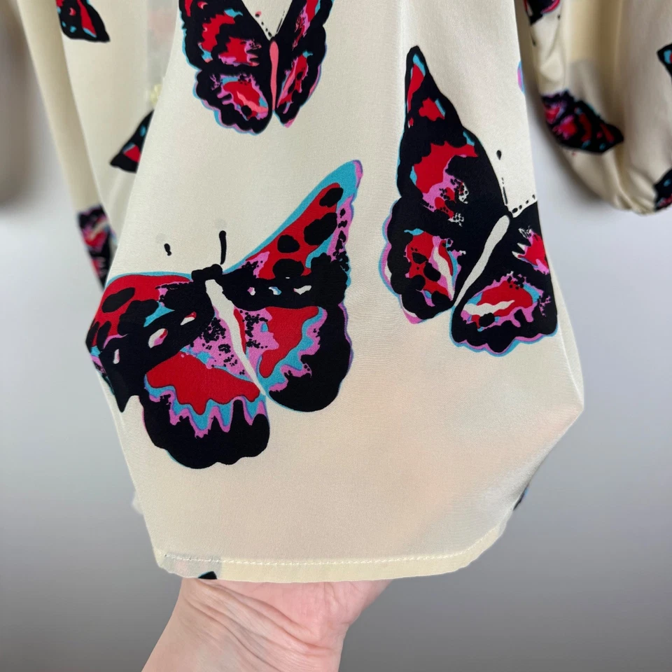 Blusa Tucker 100% Seda Estampado Mariposa Talla XS Calada Ligera Transparente Elegante Foto 3 de 4