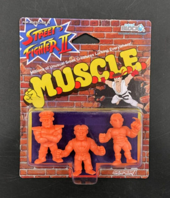 Nerd Block Street Fighter II M.U.S.C.L.E. 3-Pack Mini Figures V2 - NEW
