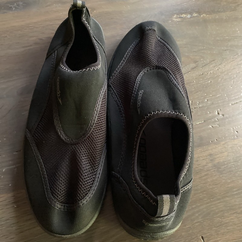 Mens Sz. 10 Black SPEEDO Slip-On Water Shoes EUC!