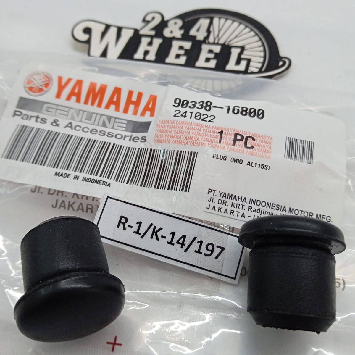 Yamaha RXS RX115 RX135 RXK Plug Rubber 90338-16800 NEW GENUINE