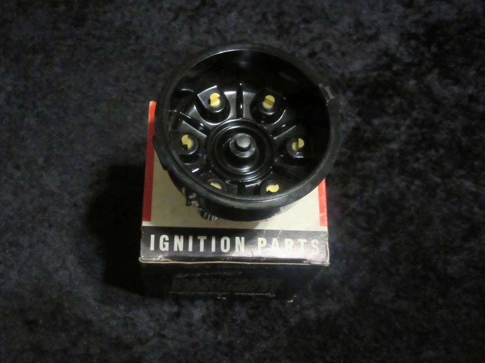 NOS 1950-1959 Chrysler DeSoto Dodge Plymouth Hudson Niehoff Distributor Cap Foto 3 de 3
