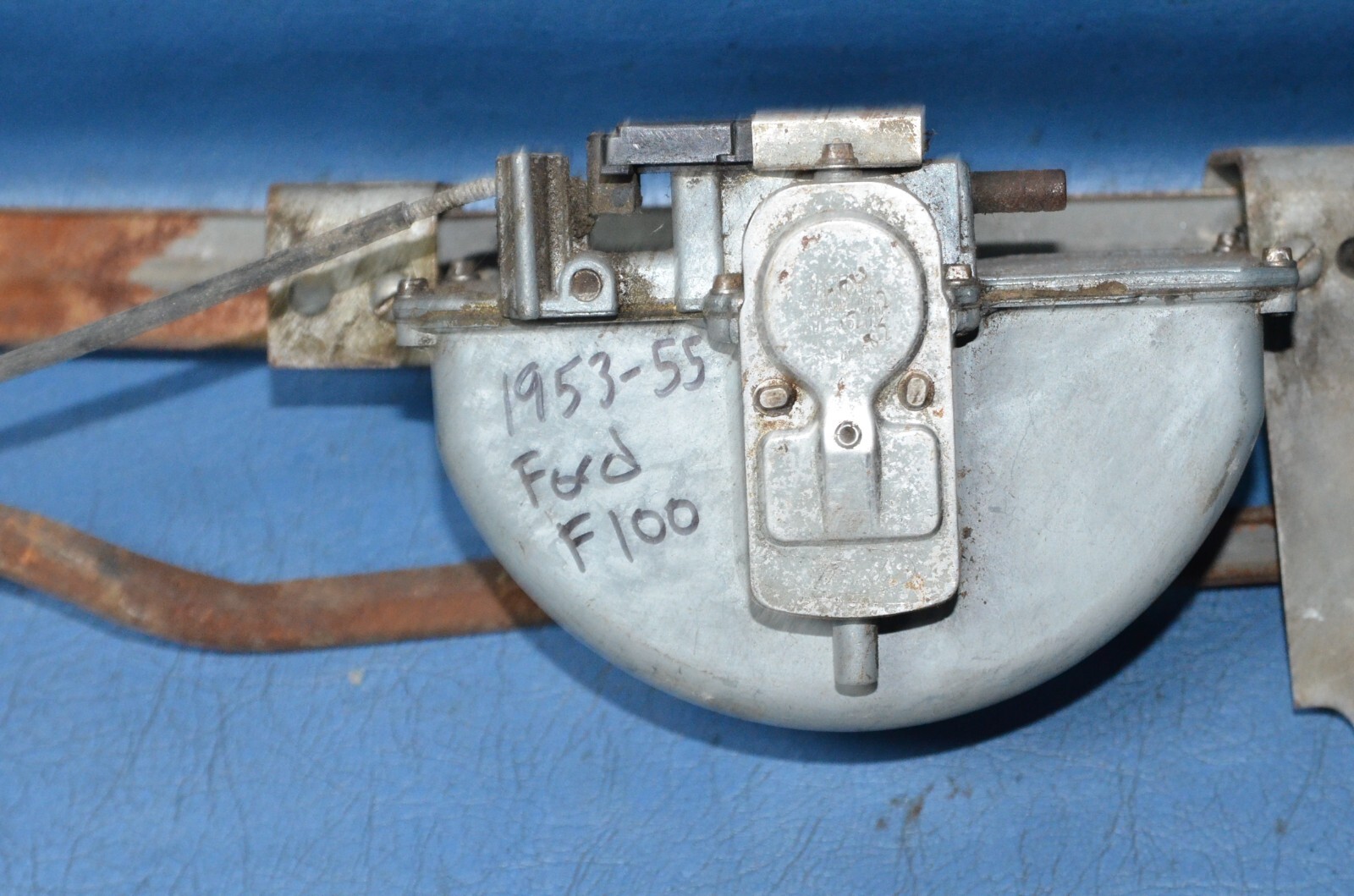 19531955 Ford truck / Ford Pickup Wiper Linkage Arms Link Vacuum Motor