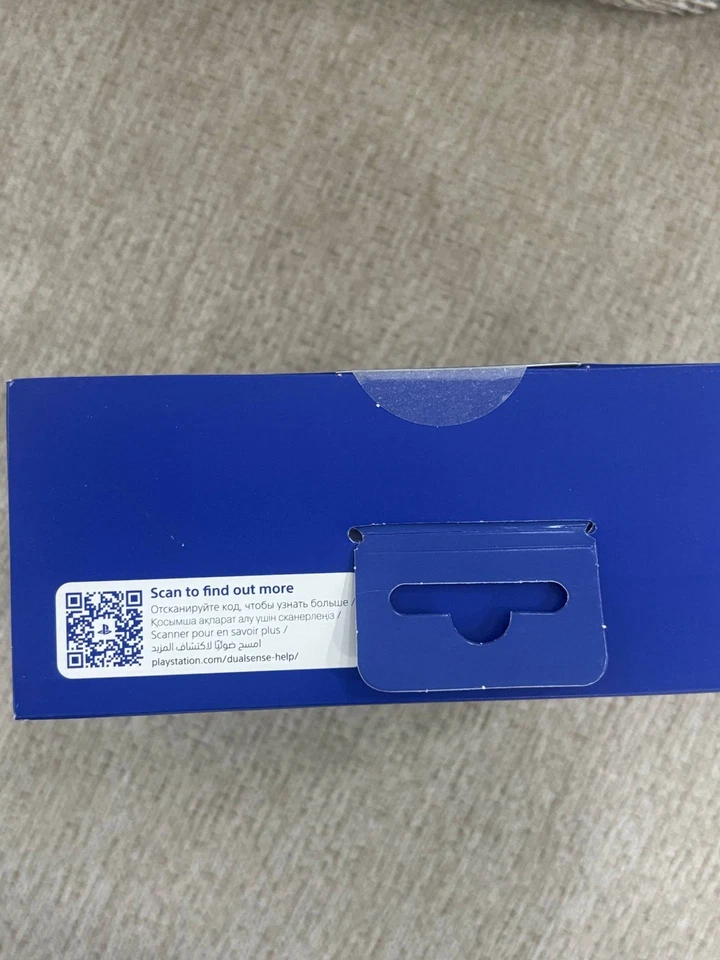 PS5 DualSense Alpine Green Controller - Limited Edition EWC2025 -Free Shipping - Image 4 of 4