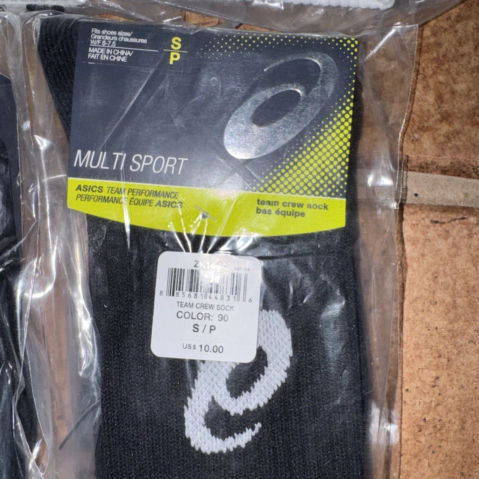 ASIC's Team Crew Socks - ZK1454 Pack of 6 (2 black & 4 White) S/P - Image 2 of 4