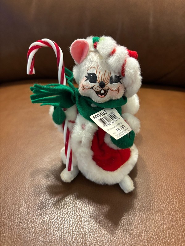 Annalee 6" White PEPPERMINT TWIST MOUSE  600408