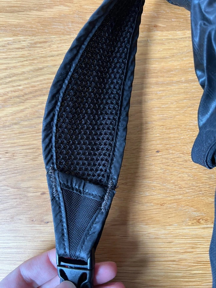 Rare Patagonia Ultralight Travel Backpack, Black, 48815F7 - Image 4 of 4