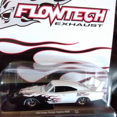 M2 / Castline R112:  1969 Dodge Charger Daytona HEMI Flowtech Flames Nice Card