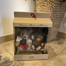 NEU+OVP: Steiff 670381 Oktoberfest Bärchen mit Holzbank - 22cm & 24cm Zertifikat