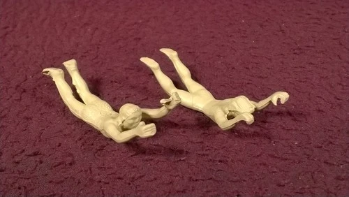 VINTAGE MARX SUPER CIRCUS FIGURE - MALE & FEMALE TRAPEZE