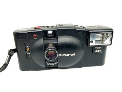 Olympus XA2 mit Blitz A11 Point&Shoot mit D.Zuiko 35mm 1:3.5 Analogkamera